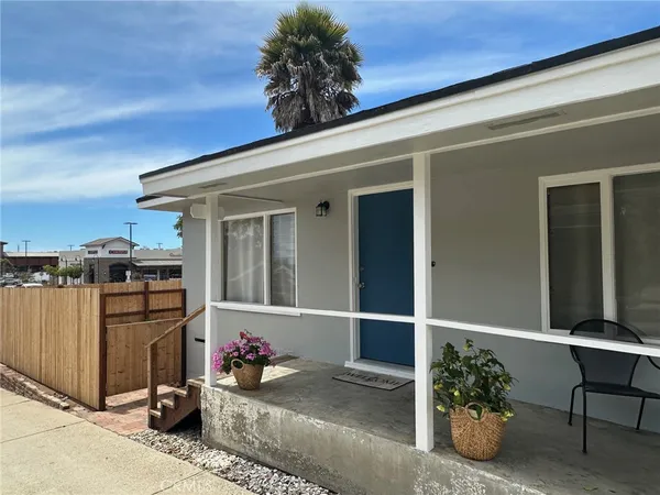 $1,499,000 | 1220-1218 East Grand Avenue, Arroyo Grande, CA 93420