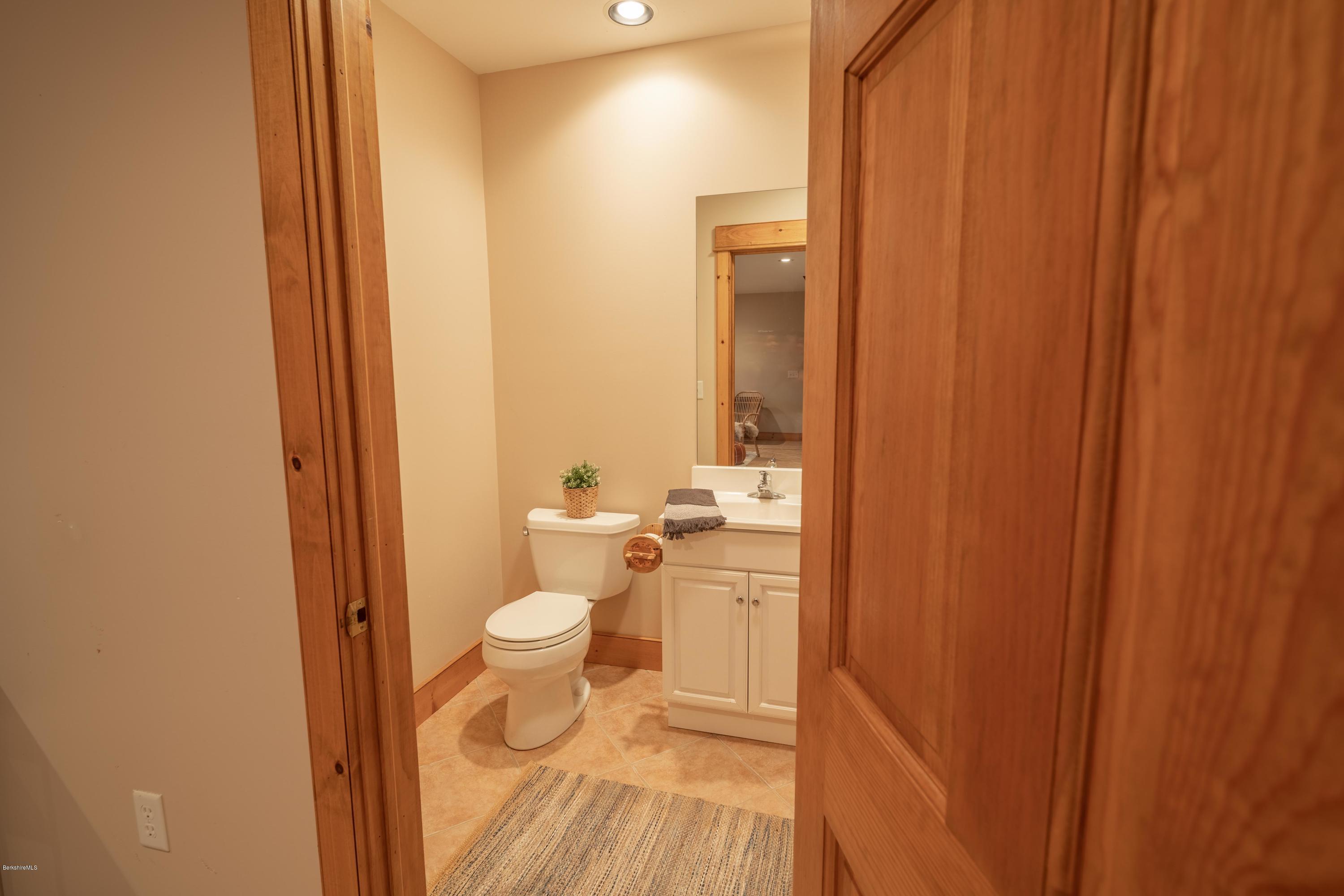 5 Peters Path Pittsfield, MA 01201 - Photo 22 of 60 Bathroom