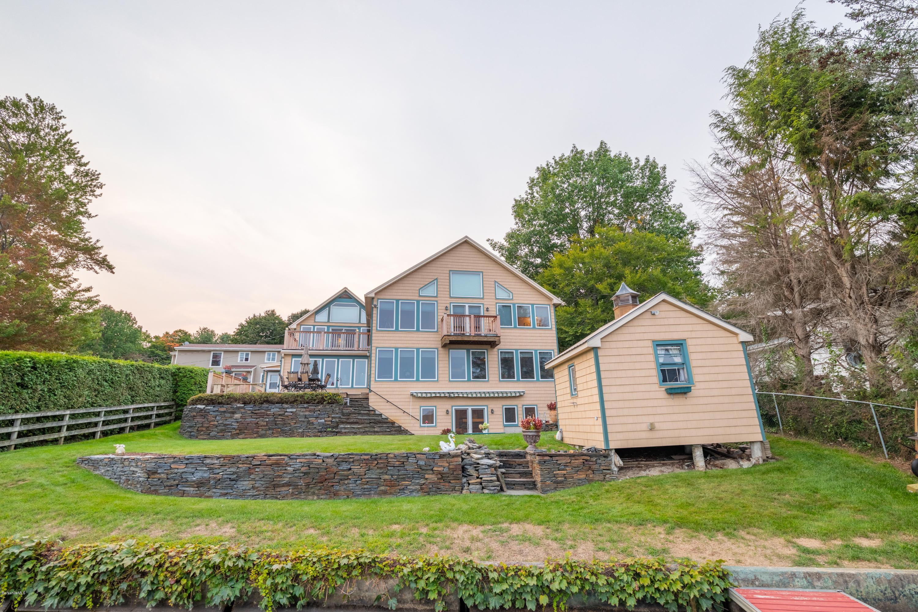 5 Peters Path Pittsfield, MA 01201 - Photo 7 of 60 Exterior