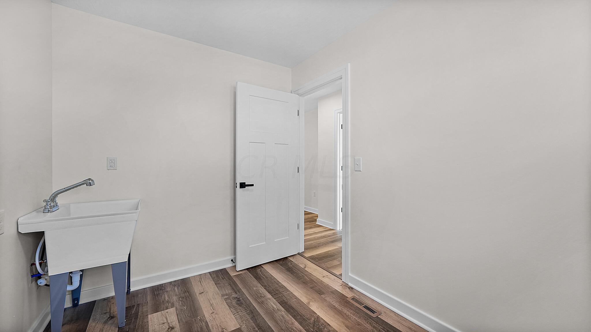 84 Inah Avenue Columbus, OH 43228 - Photo 33 of 67 DSC09149 2