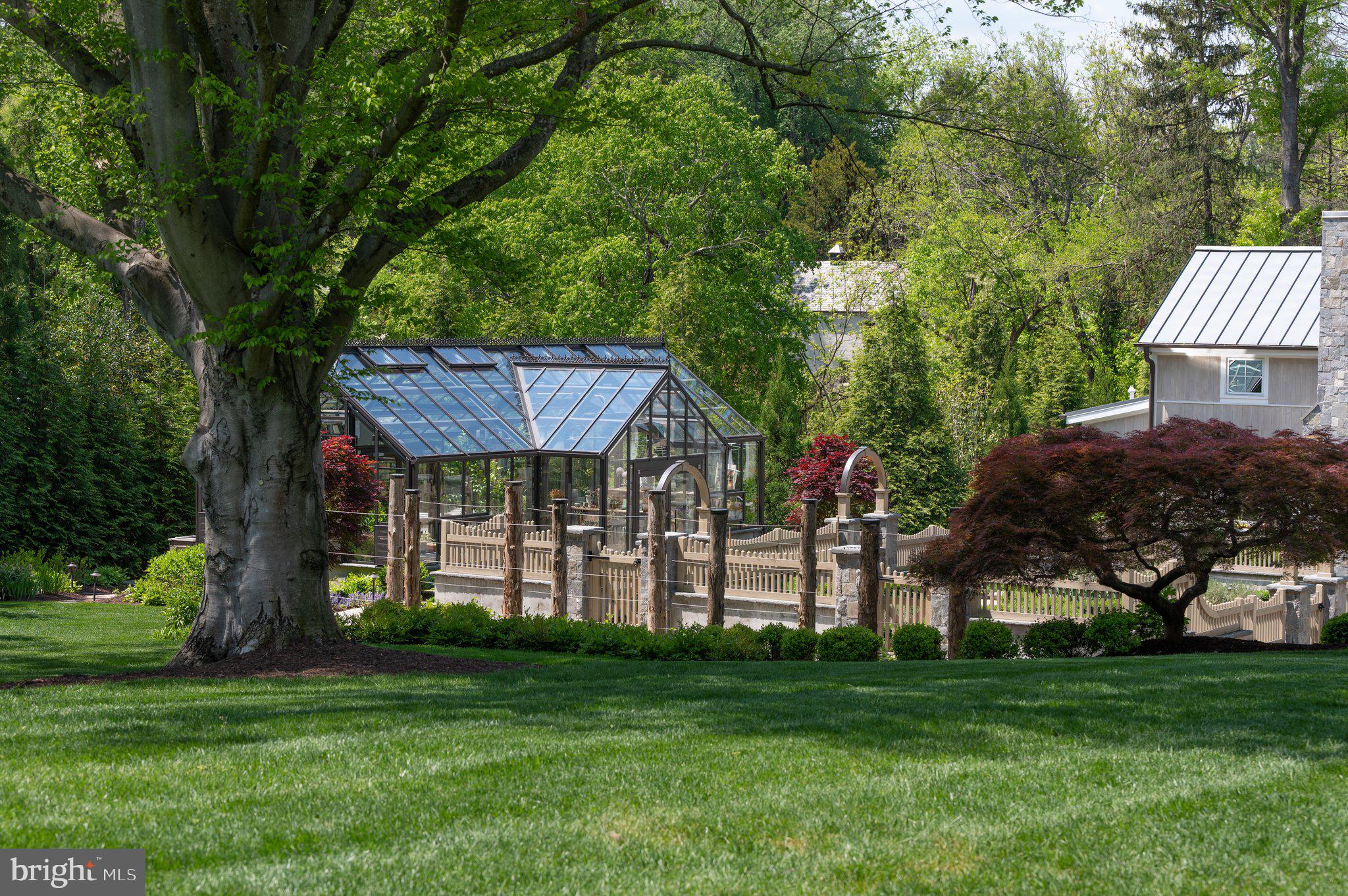 1010 Turkey Run Road McLean, VA 22101 - Photo 4 of 25