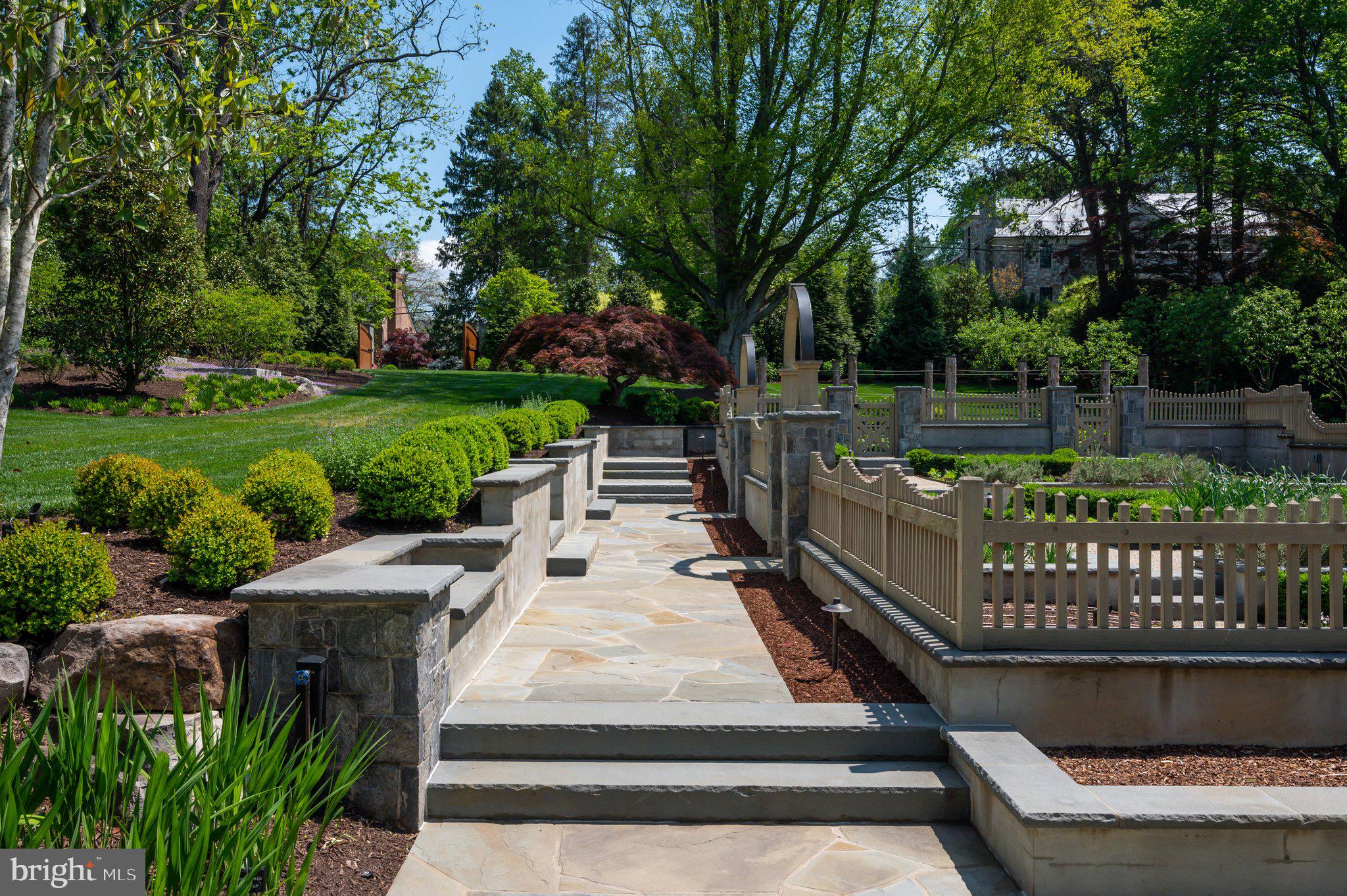 1010 Turkey Run Road McLean, VA 22101 - Photo 6 of 25