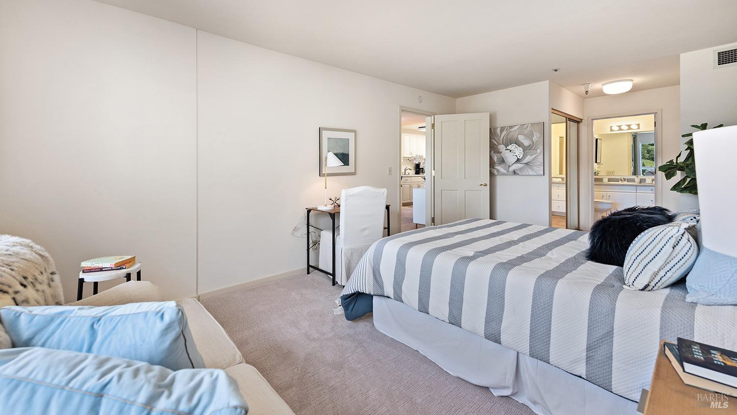 100 Thorndale Drive, Unit 222 San Rafael, CA 94903 - Photo 13 of 28