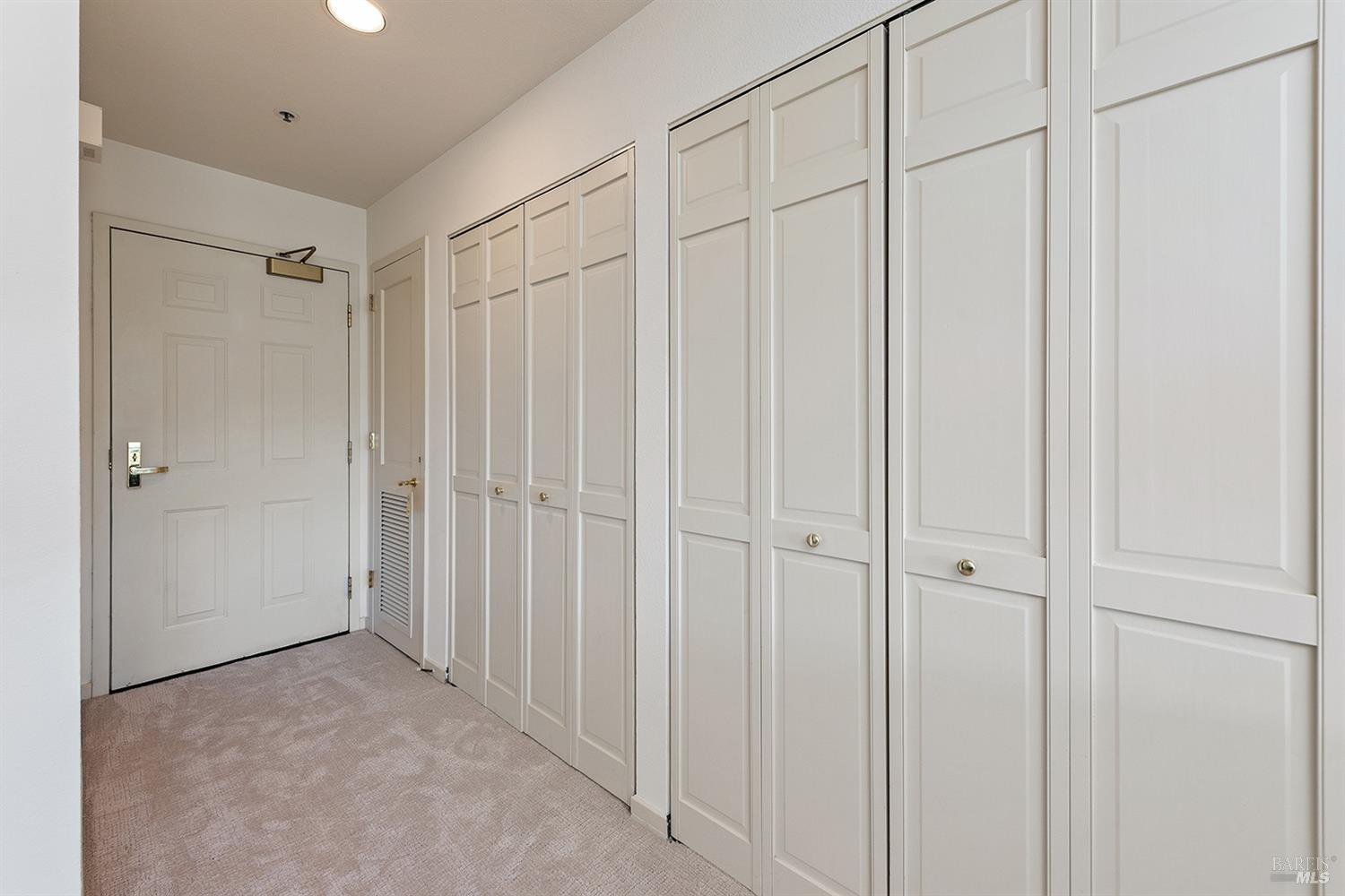 100 Thorndale Drive, Unit 222 San Rafael, CA 94903 - Photo 17 of 28