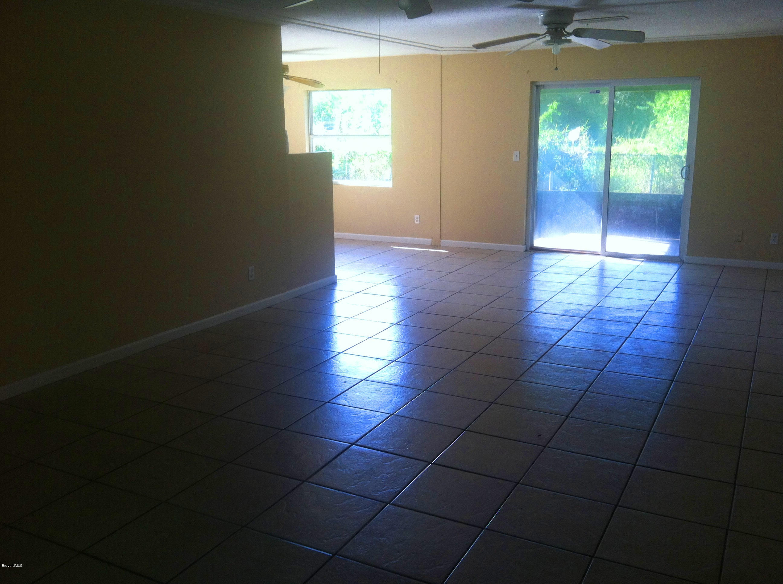 860 Sandgate Street Merritt Island, FL 32953 - Photo 3 of 14 IMG_1299