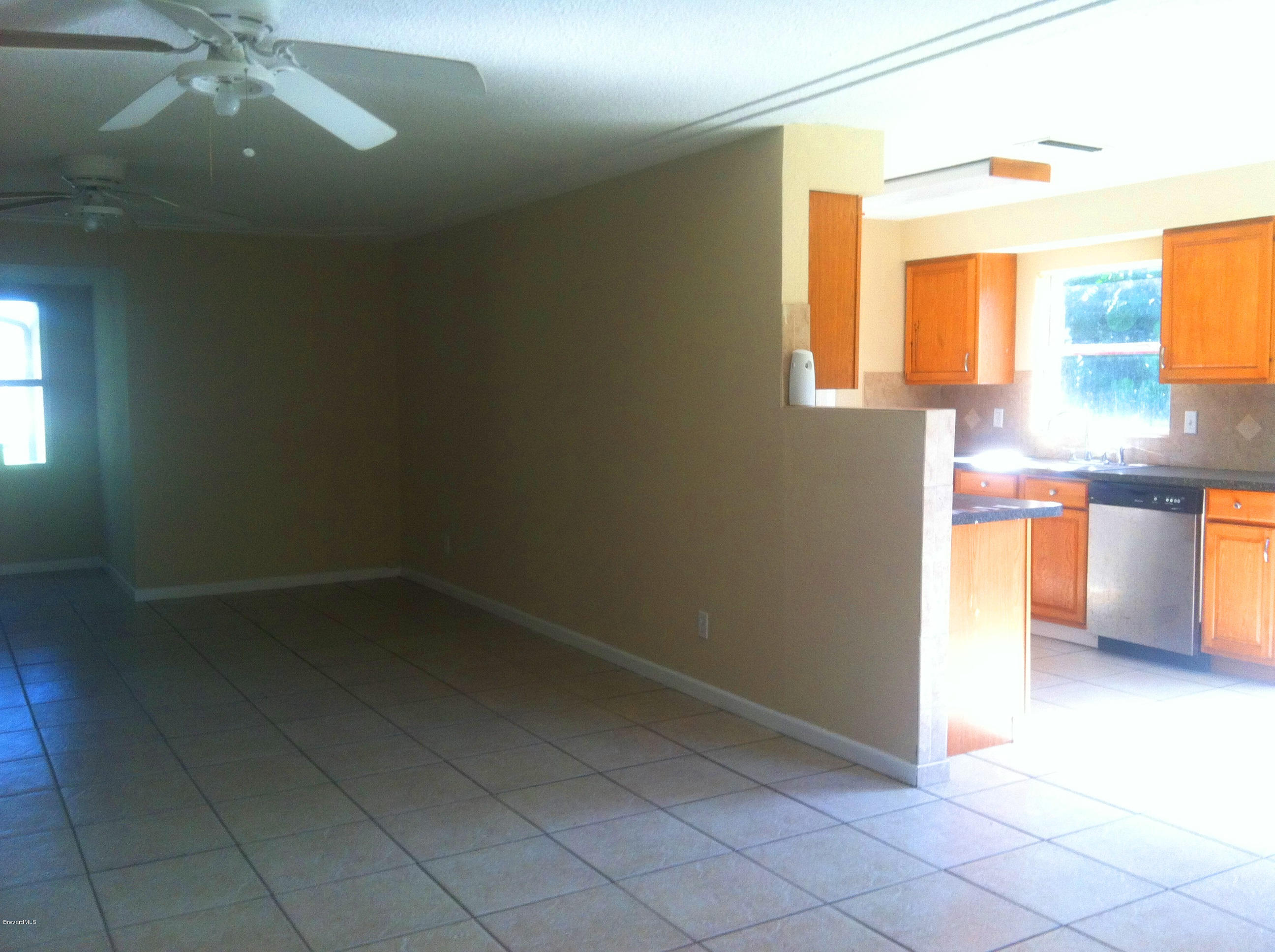 860 Sandgate Street Merritt Island, FL 32953 - Photo 5 of 14 IMG_1302