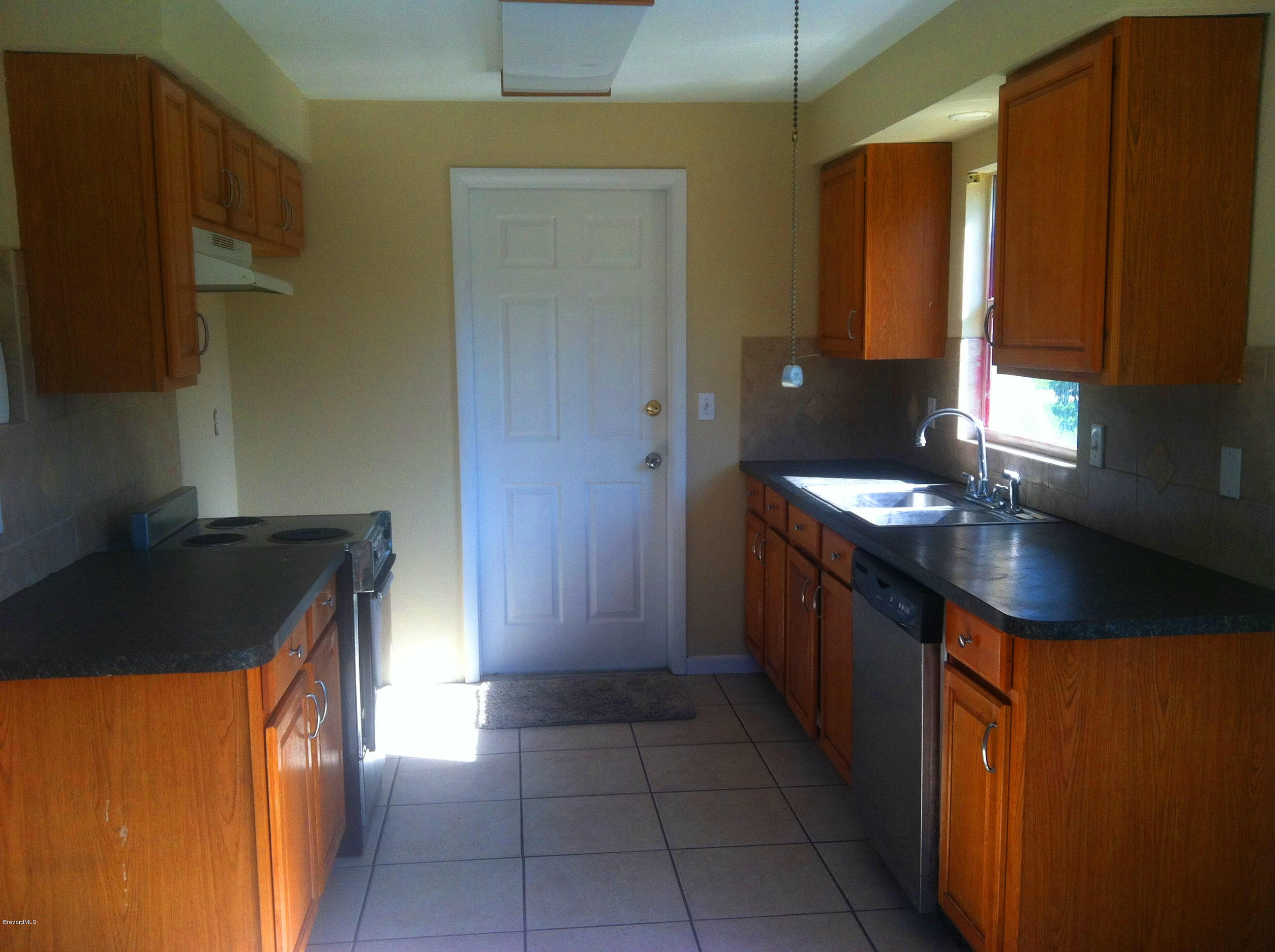 860 Sandgate Street Merritt Island, FL 32953 - Photo 8 of 14 IMG_1306