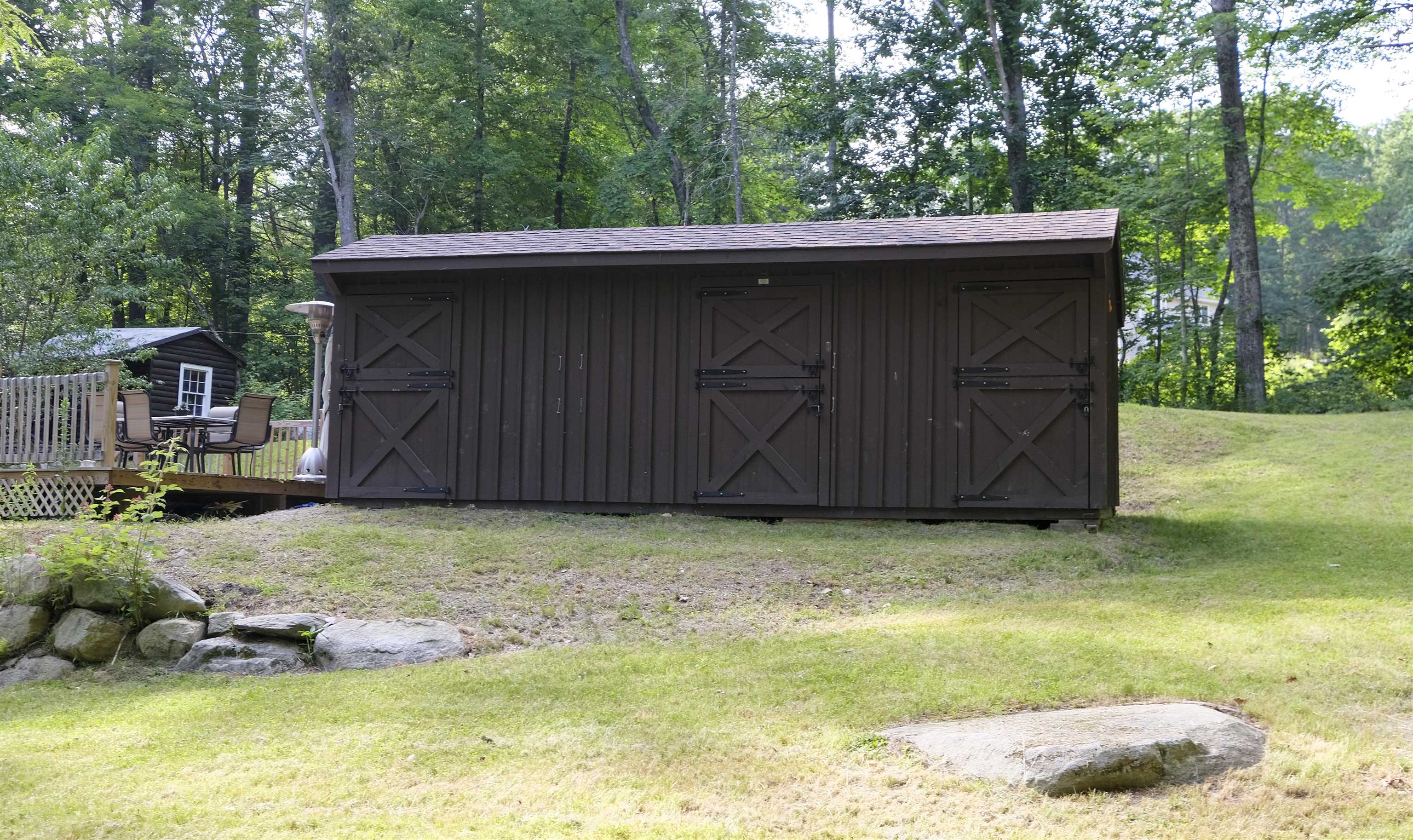 37 Spring Street Pelham, NH 03076 - Photo 20 of 27