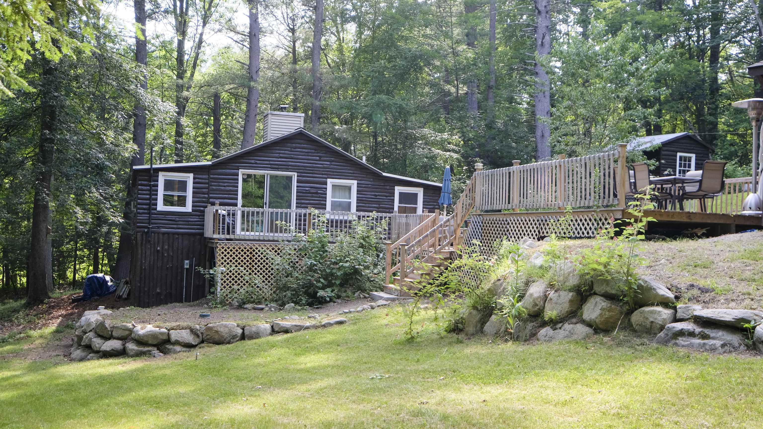 37 Spring Street Pelham, NH 03076 - Photo 21 of 27