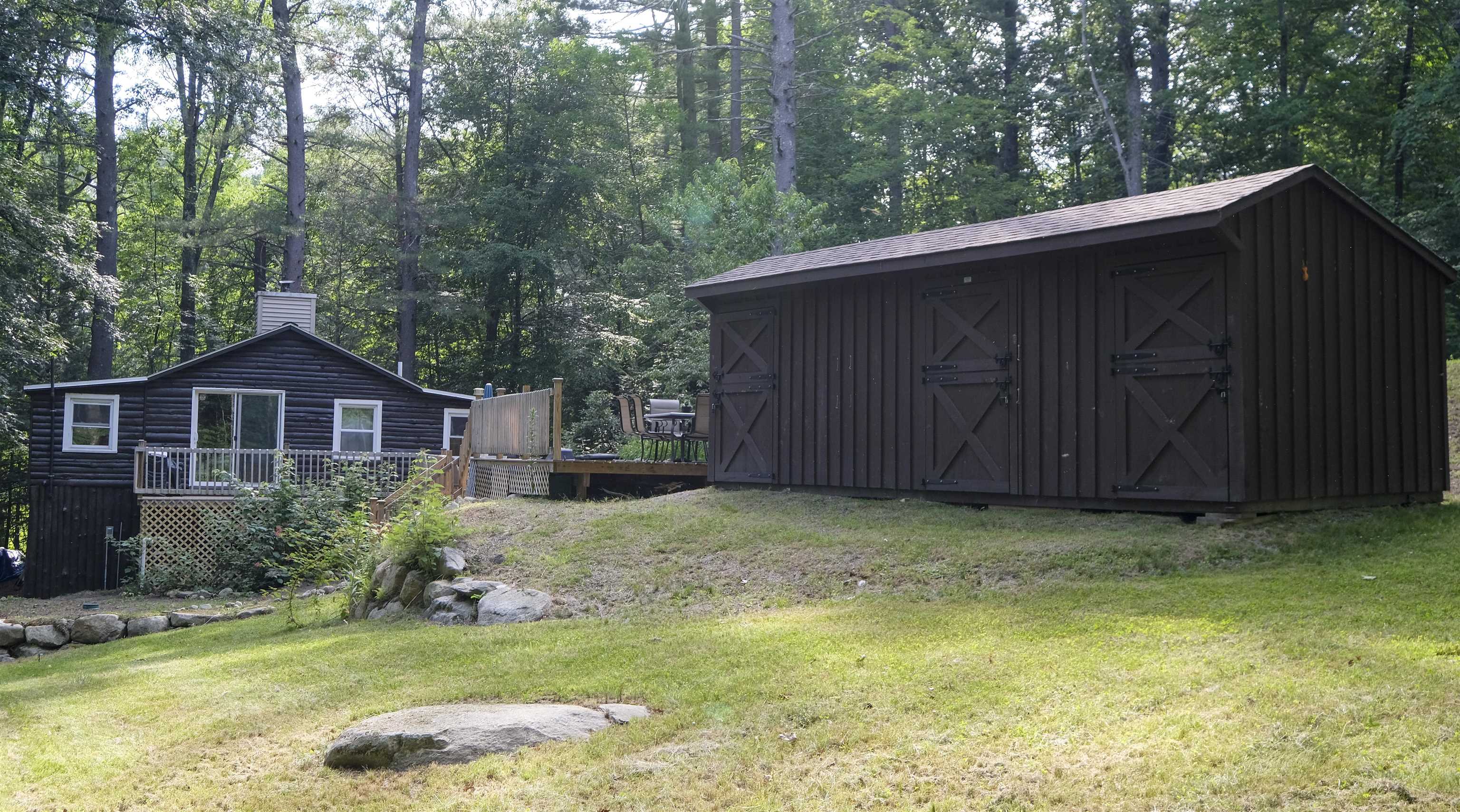 37 Spring Street Pelham, NH 03076 - Photo 22 of 27
