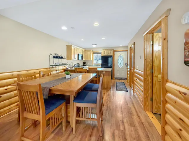 $189,900 | 408 Quadna Mountain Rd Hill, Hill City, MN 55748