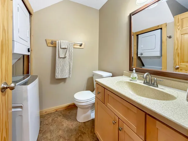 $189,900 | 408 Quadna Mountain Rd Hill, Hill City, MN 55748