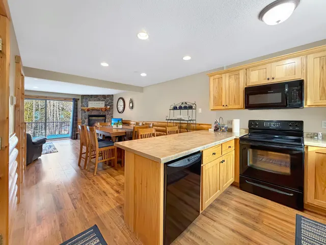 $189,900 | 408 Quadna Mountain Rd Hill, Hill City, MN 55748