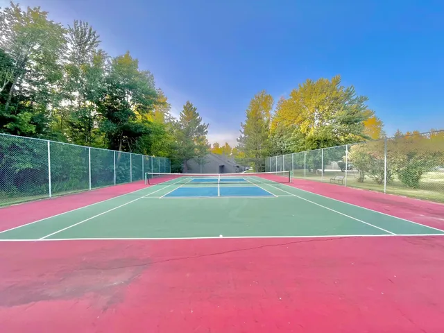 $189,900 | 408 Quadna Mountain Rd Hill, Hill City, MN 55748