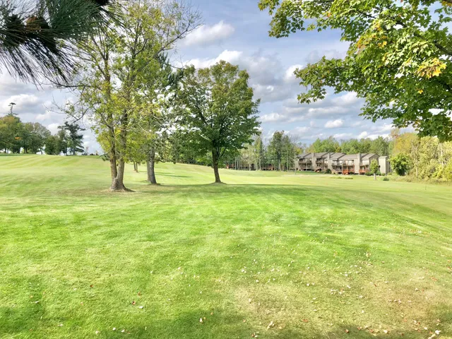 $189,900 | 408 Quadna Mountain Rd Hill, Hill City, MN 55748