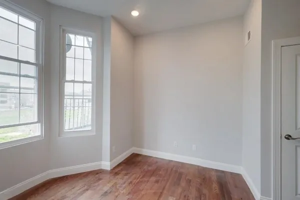 $2,200 | 130 45th Street, Unit 2, Union City, NJ 07087