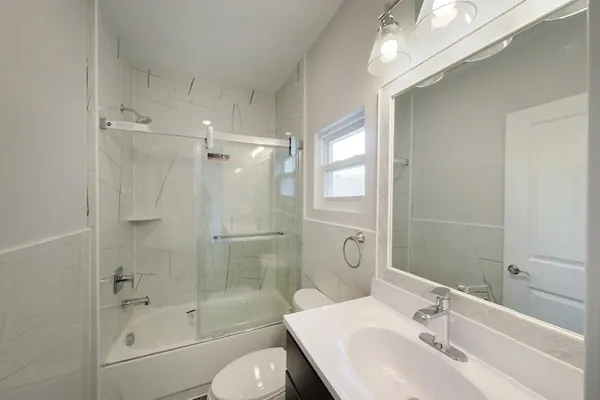 $2,200 | 130 45th Street, Unit 2, Union City, NJ 07087