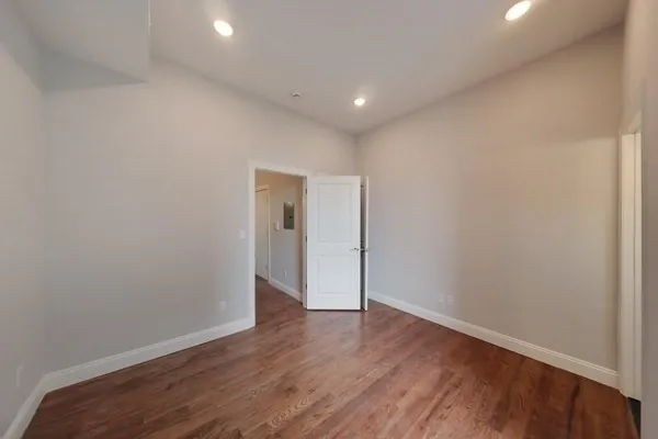 $2,200 | 130 45th Street, Unit 2, Union City, NJ 07087