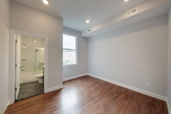 $2,200 | 130 45th Street, Unit 2, Union City, NJ 07087