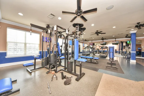 $2,000 | 1711 Old Spanish Trail, Unit 324, Houston, TX 77054