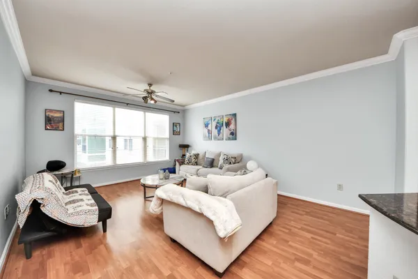 $2,000 | 1711 Old Spanish Trail, Unit 324, Houston, TX 77054