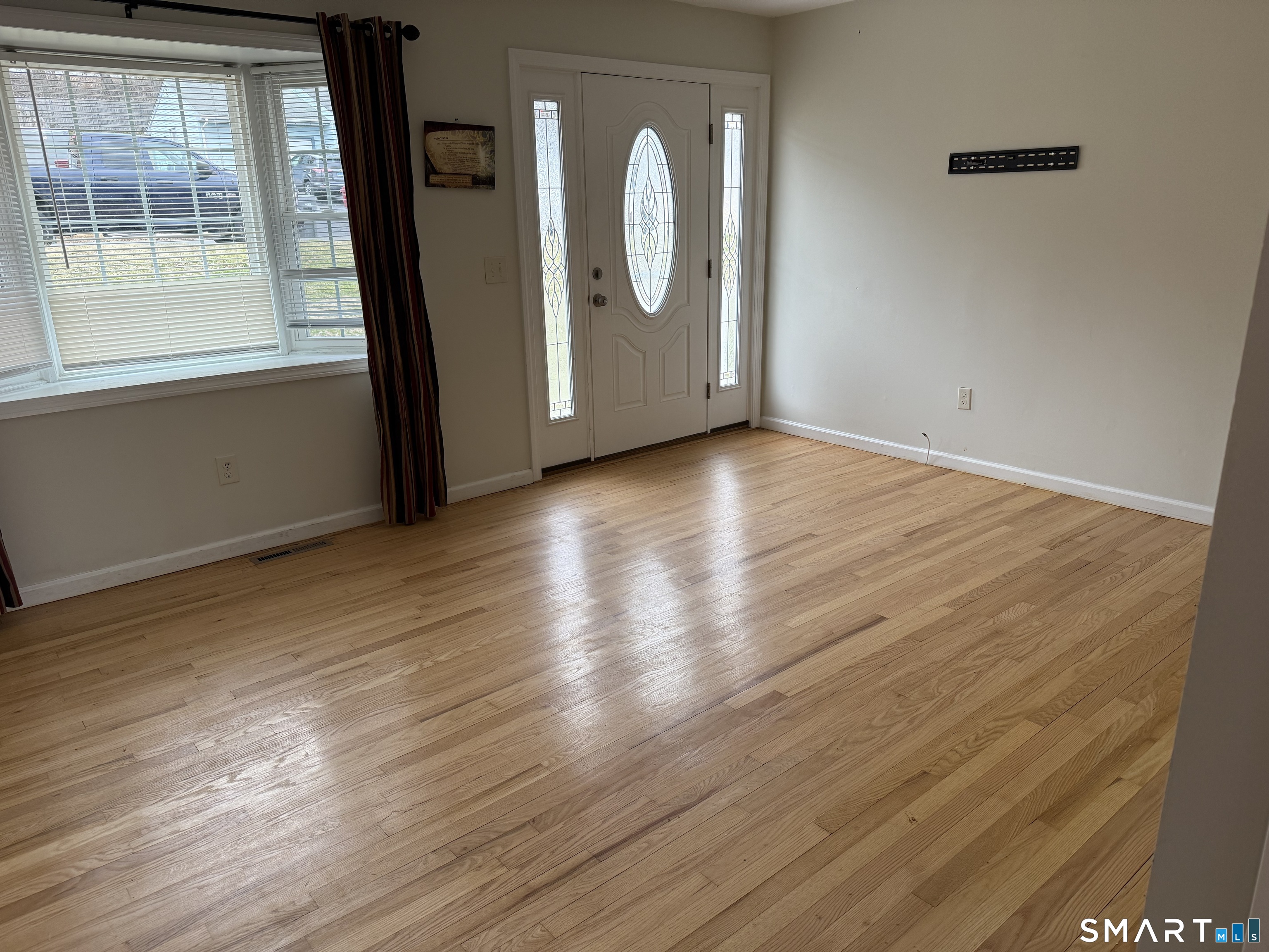 109 Red Robin Road Naugatuck, CT 06770 - Photo 16 of 24