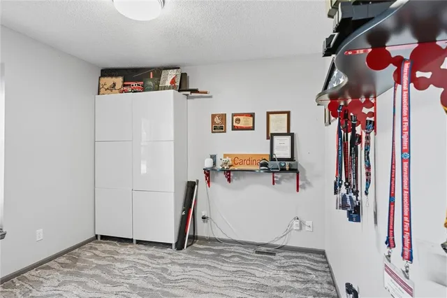 $340,000 | 1941 Northeast Patterson Drive, Lee's Summit, MO 64086