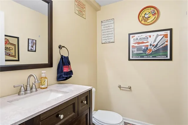 $340,000 | 1941 Northeast Patterson Drive, Lee's Summit, MO 64086