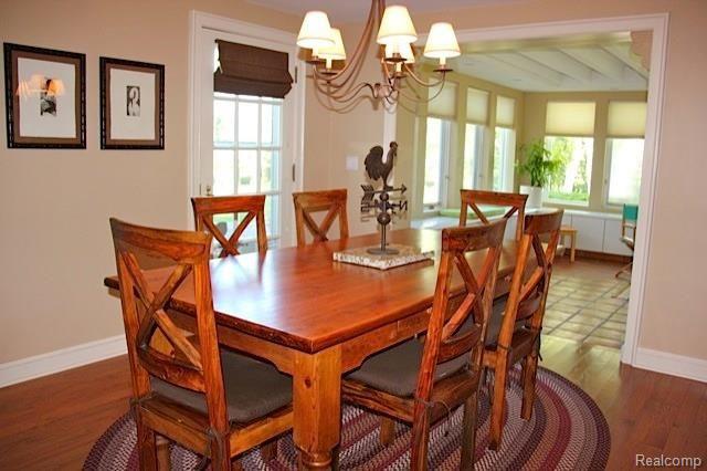 1431 Washington Road Rochester, MI 48306 - Photo 20 of 75 Dining Opens to Family/Sun Room