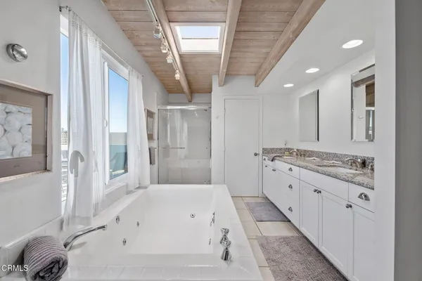 $2,899,000 | 3612 Ocean Drive, Oxnard, CA 93035