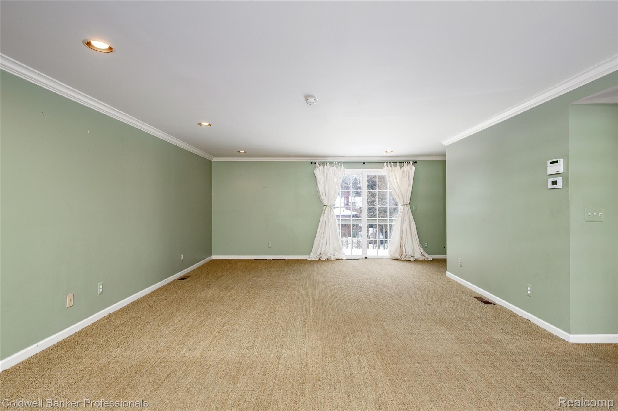 559 Pemberton Road Grosse Pointe, MI 48230 - Photo 26 of 44 559 Pemberton L043.jpg