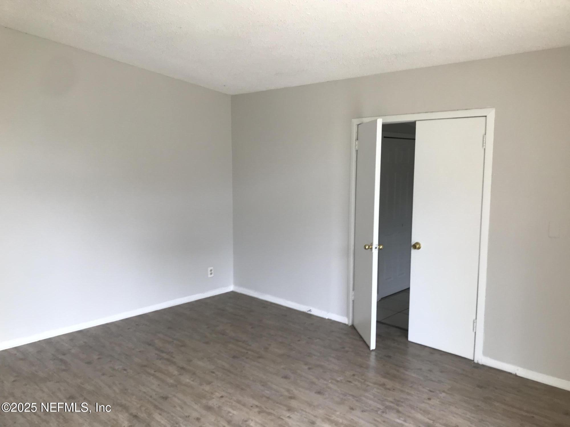 7419 Sandhurst Road South Jacksonville, FL 32277 - Photo 6 of 16 a view of an empty room