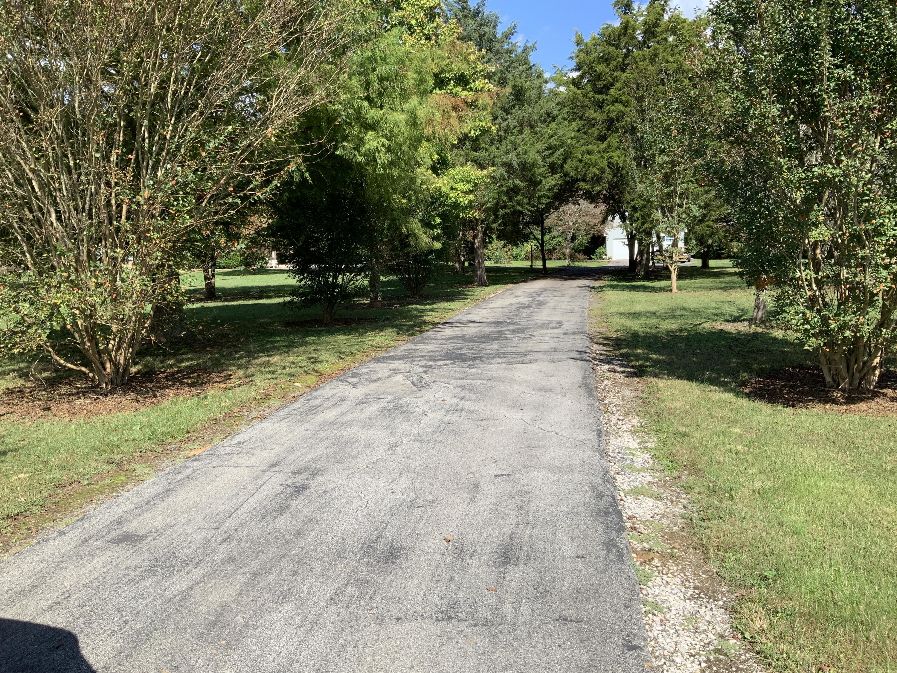 146 Old Decker Road Bronston, KY 42518 - Photo 6 of 50 image