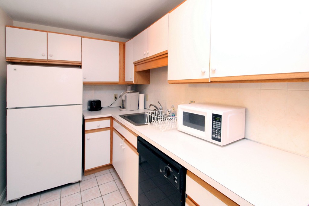 26 Fuller Road, Unit 5 Foxboro, MA 02035 - Photo 5 of 10 Gallery Image 5