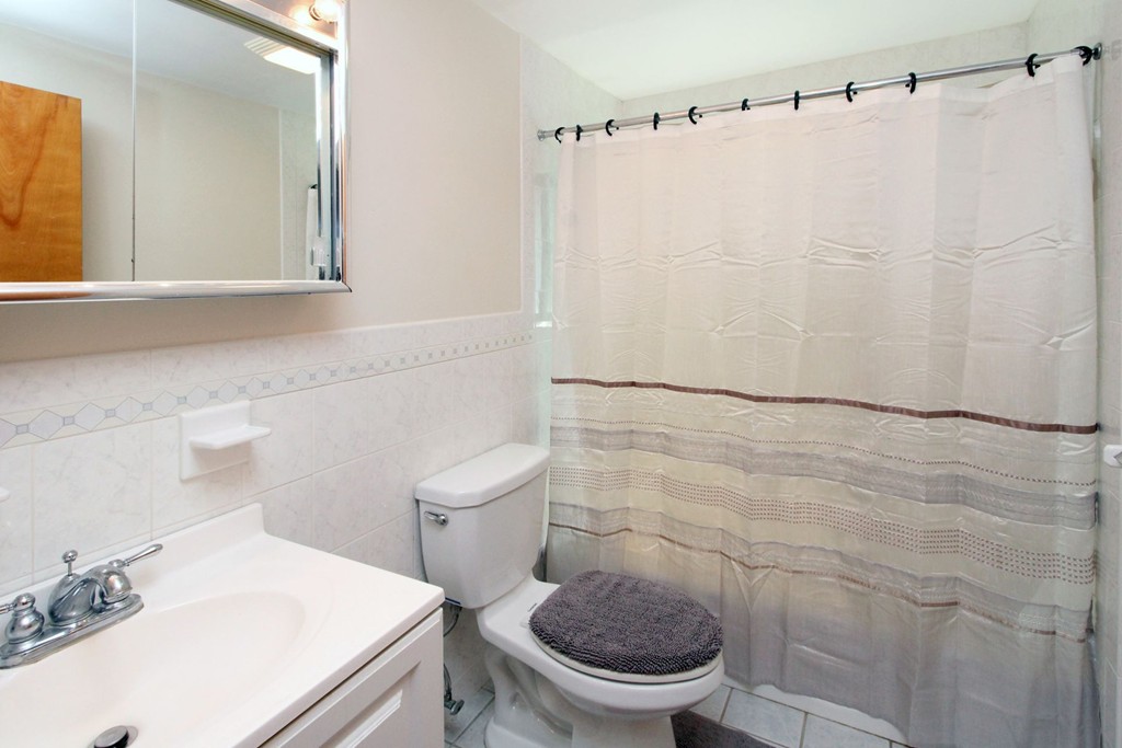 26 Fuller Road, Unit 5 Foxboro, MA 02035 - Photo 8 of 10 Gallery Image 8