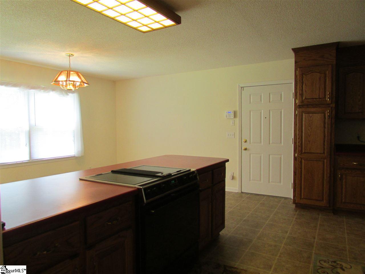 152 Hardwood Road Pelzer, SC 29669 - Photo 9 of 36 Gallery Image 9