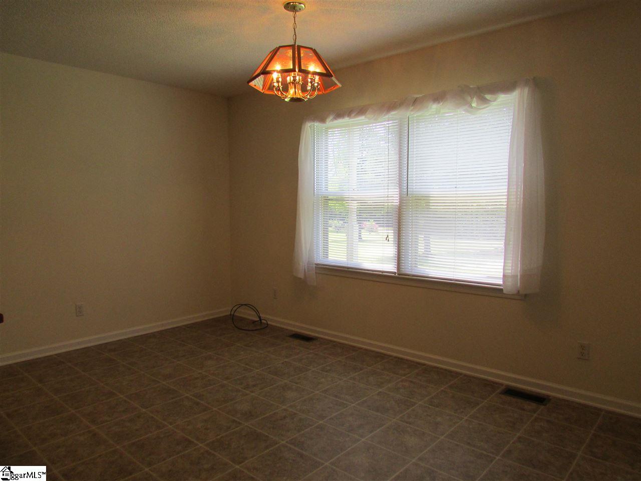 152 Hardwood Road Pelzer, SC 29669 - Photo 10 of 36 Gallery Image 10