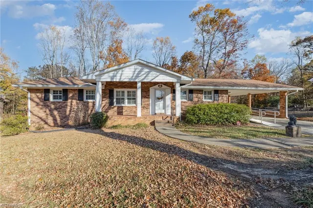 $295,000 | 1031 Solomon Drive, Kernersville, NC 27284