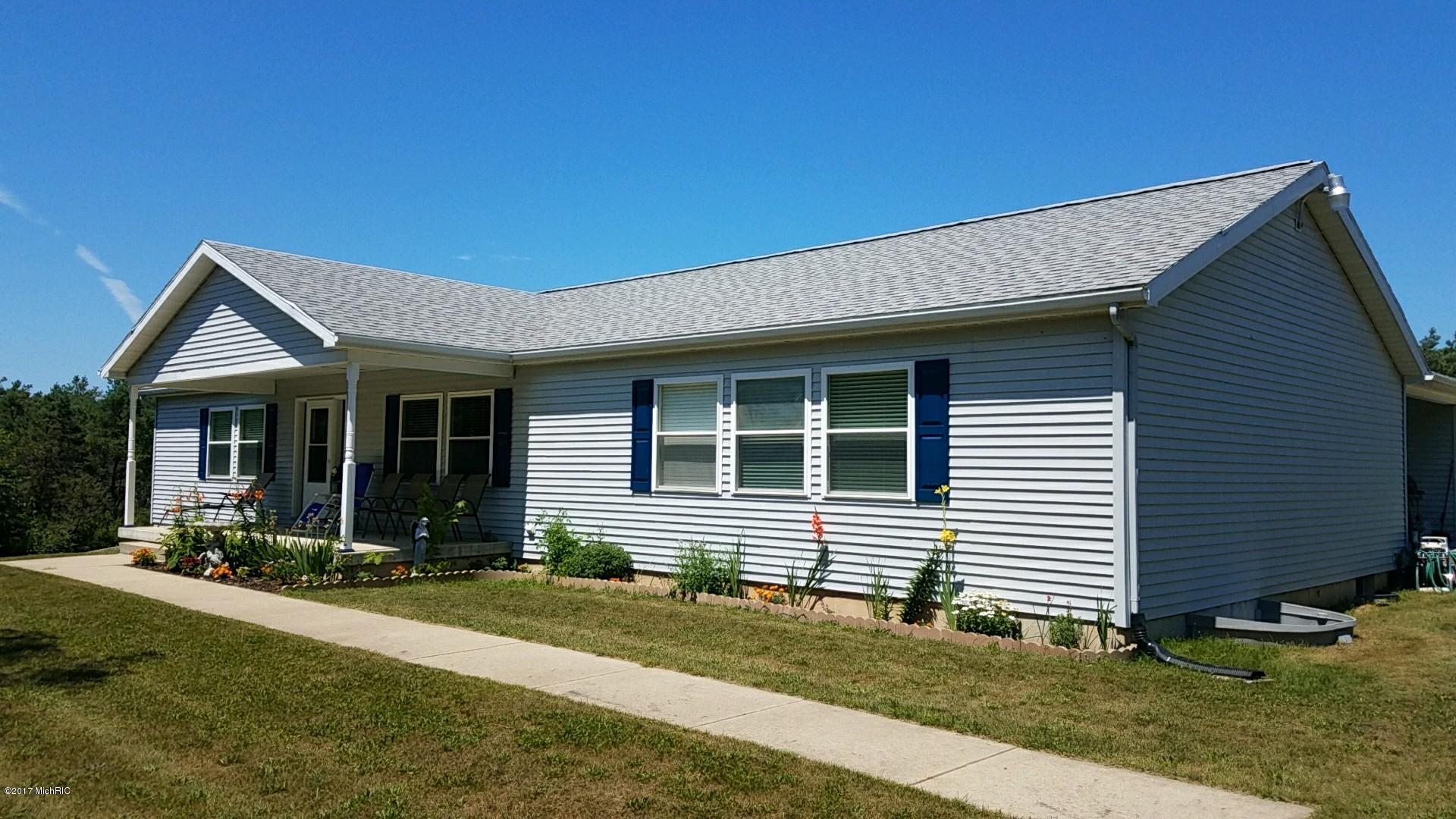 4716 13 Mile Road Remus, MI 49340 - Photo 2 of 29 35126