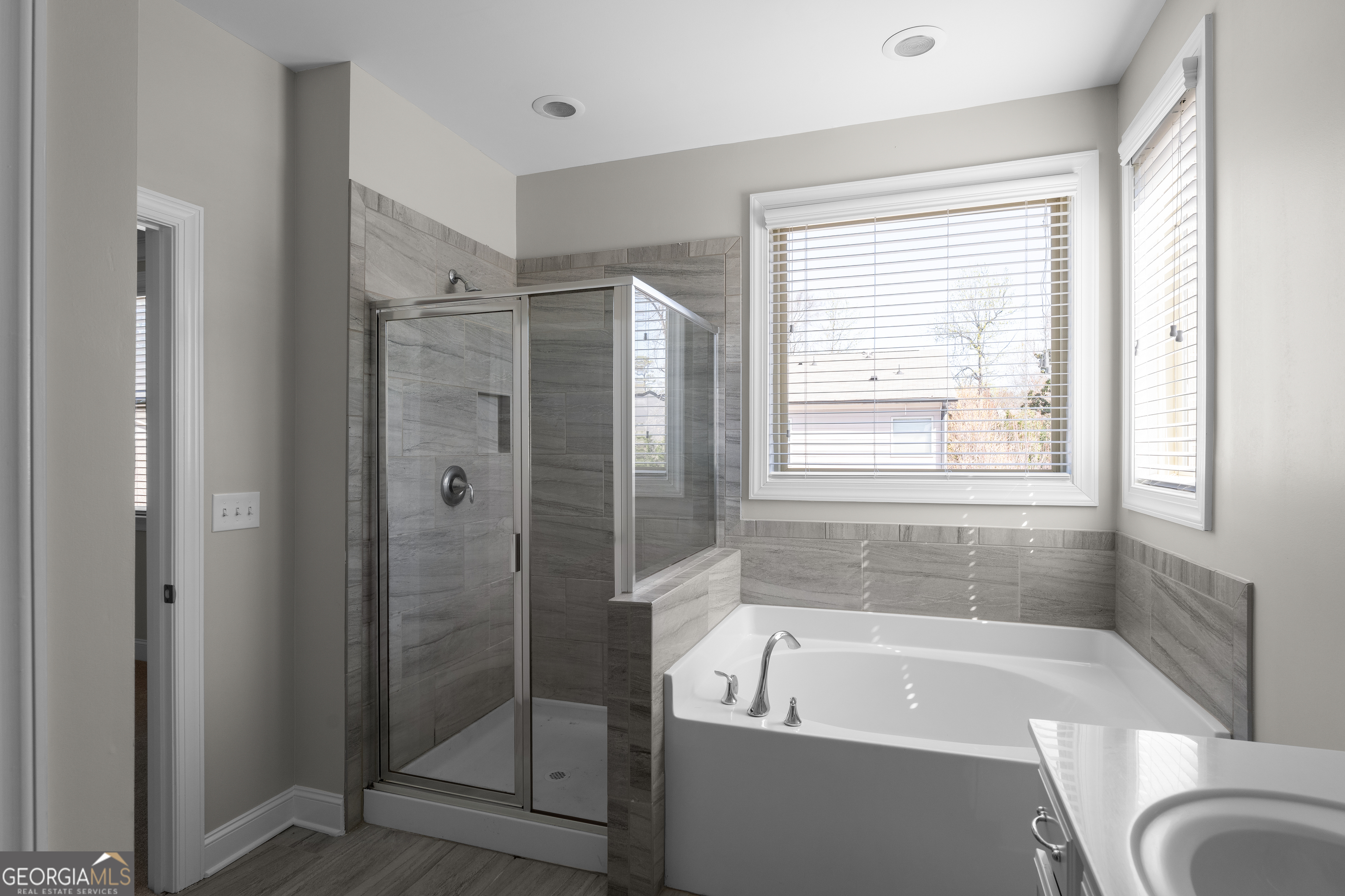 1833 Hislop Lane Atlanta, GA 30345 - Photo 19 of 39