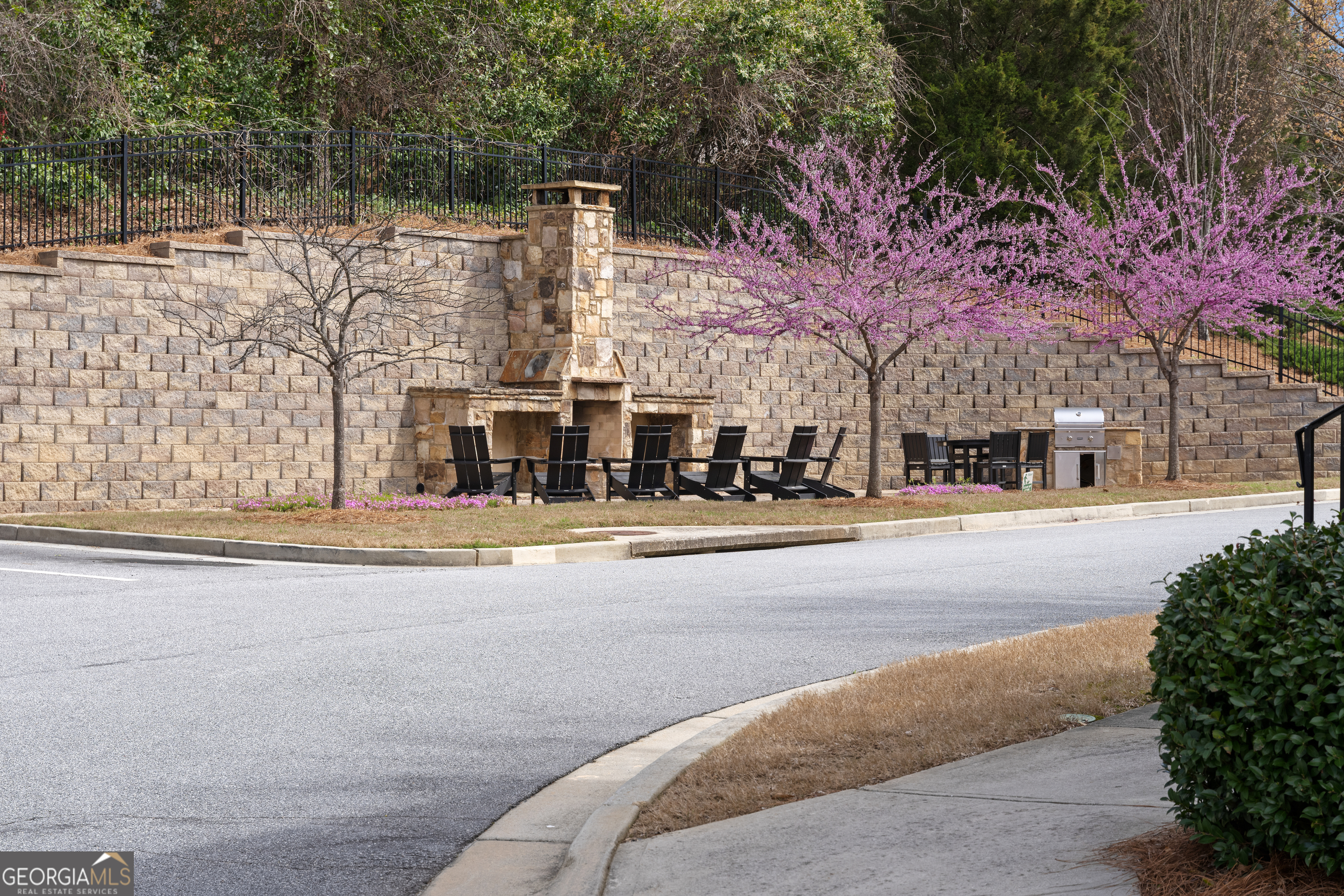 1833 Hislop Lane Atlanta, GA 30345 - Photo 37 of 39