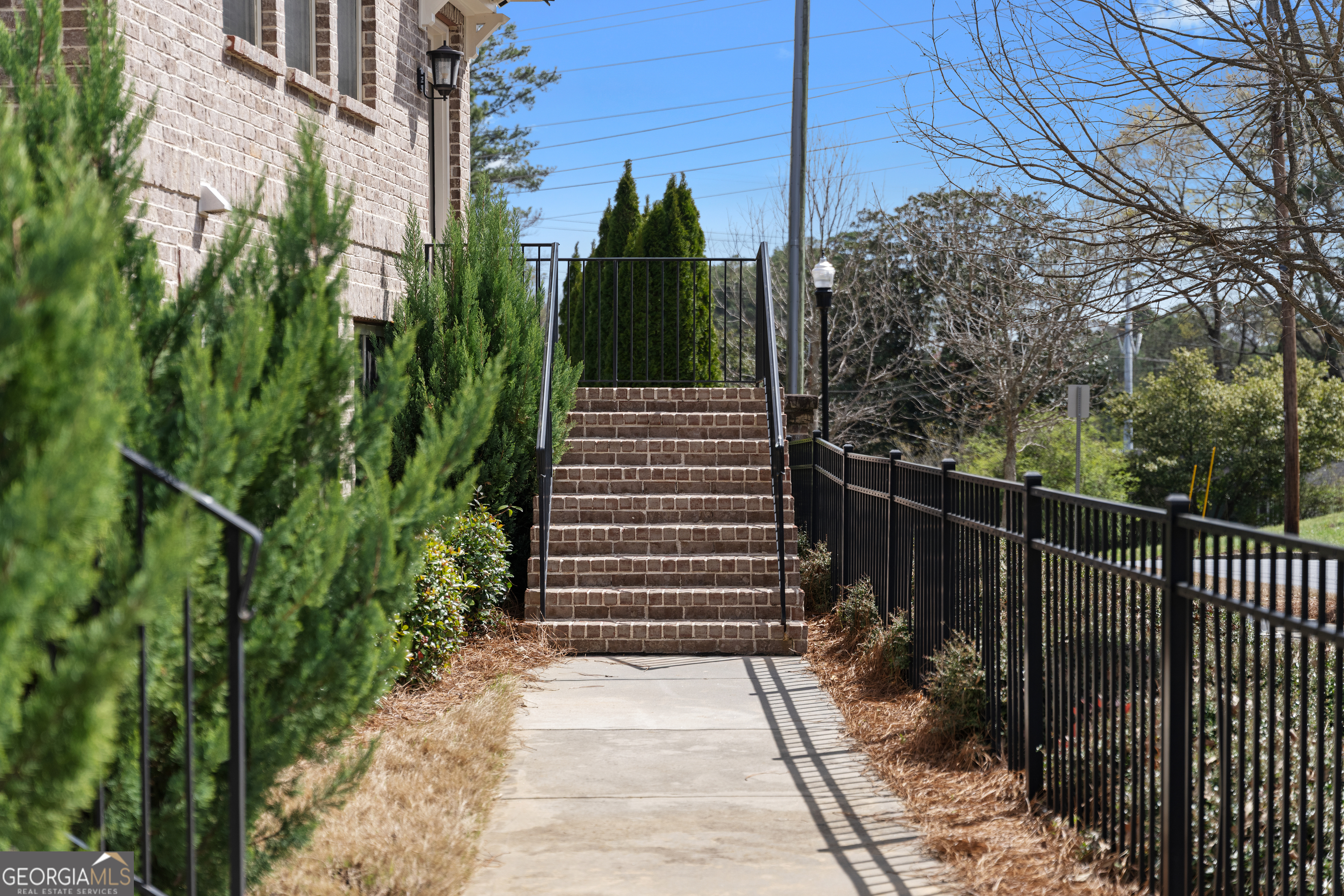 1833 Hislop Lane Atlanta, GA 30345 - Photo 38 of 39