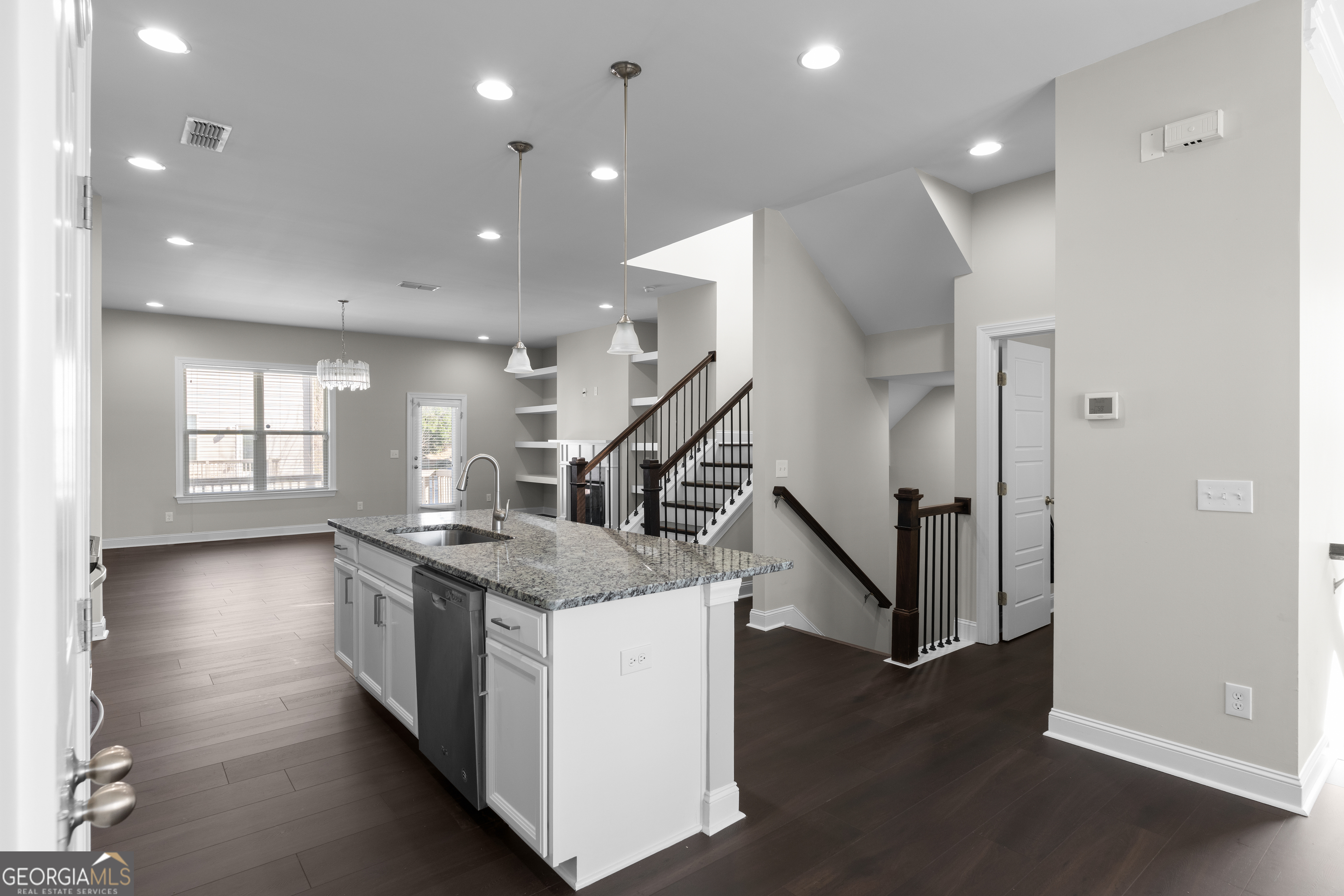 1833 Hislop Lane Atlanta, GA 30345 - Photo 6 of 39