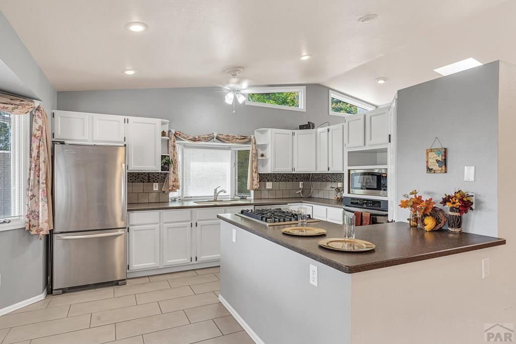 2194 Gale Road Pueblo, CO 81006 - Photo 10 of 50 Gallery Image 10