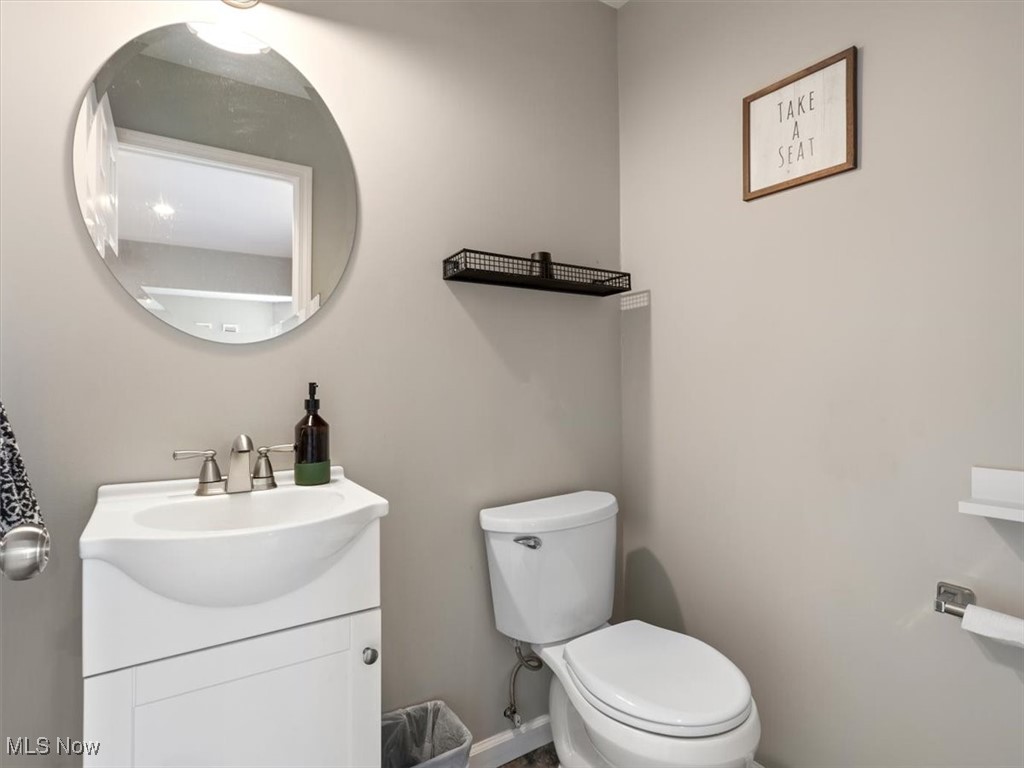 3401 Bulah Road Jefferson, OH 44047 - Photo 15 of 48 First floor half bath