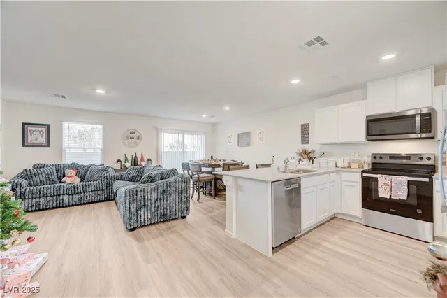 $329,000 | 2570 Petunia Garden Avenue, North Las Vegas, NV 89081