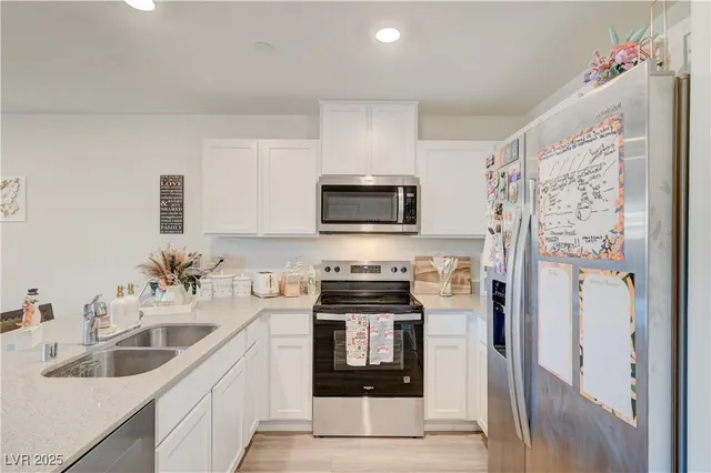 $329,000 | 2570 Petunia Garden Avenue, North Las Vegas, NV 89081