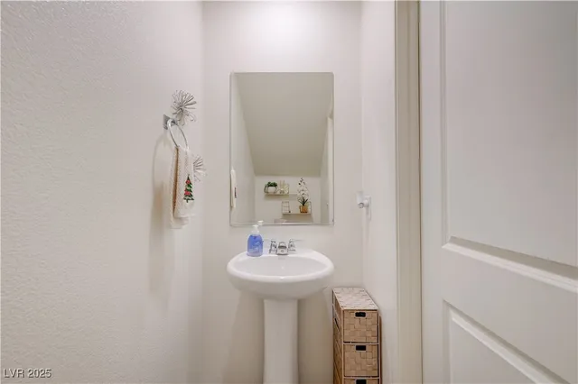 $329,000 | 2570 Petunia Garden Avenue, North Las Vegas, NV 89081