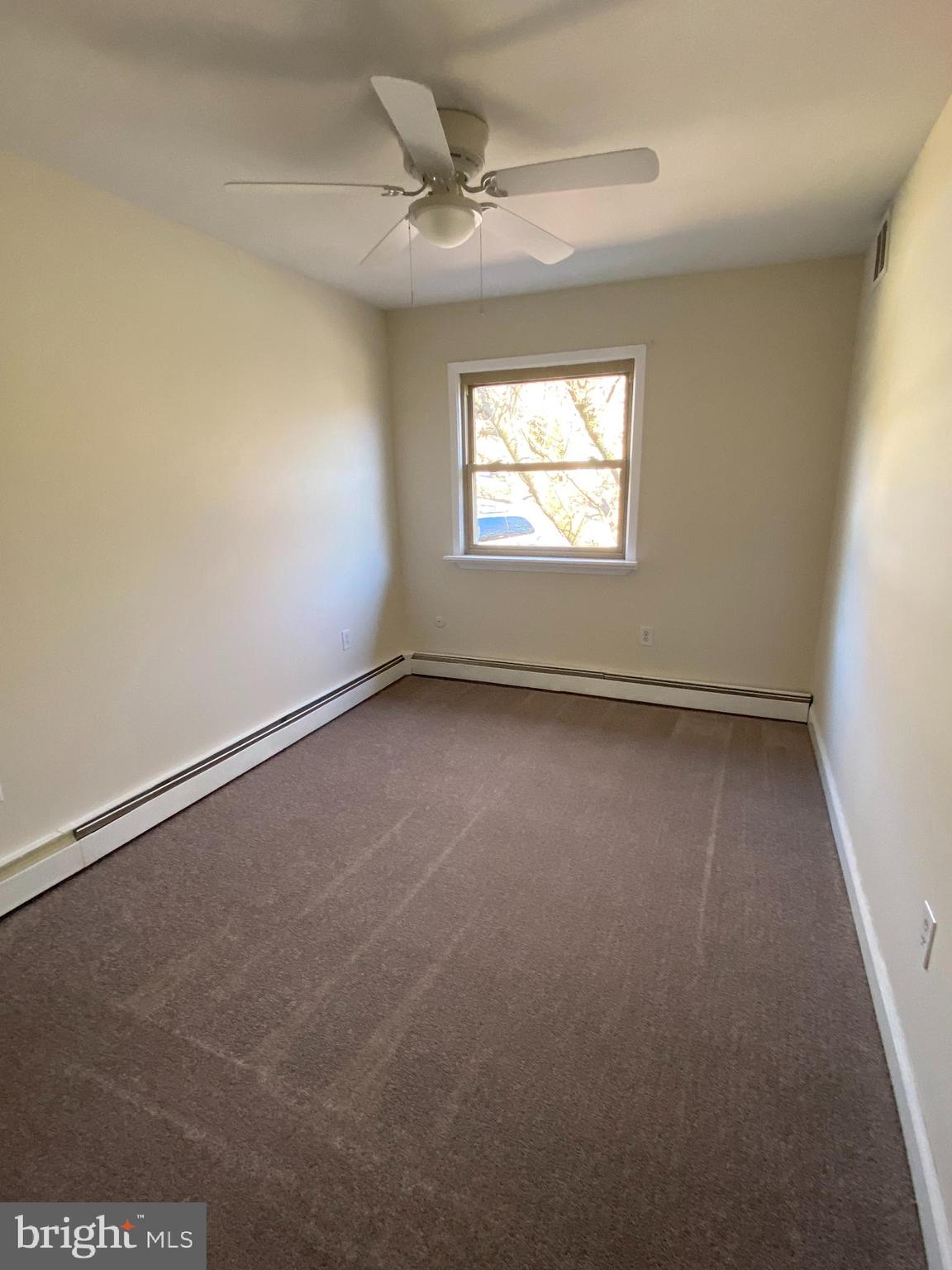 280 Bridgewater Road, Unit B18 Brookhaven, PA 19015 - Photo 15 of 23 Second bedroom-ceiling fan