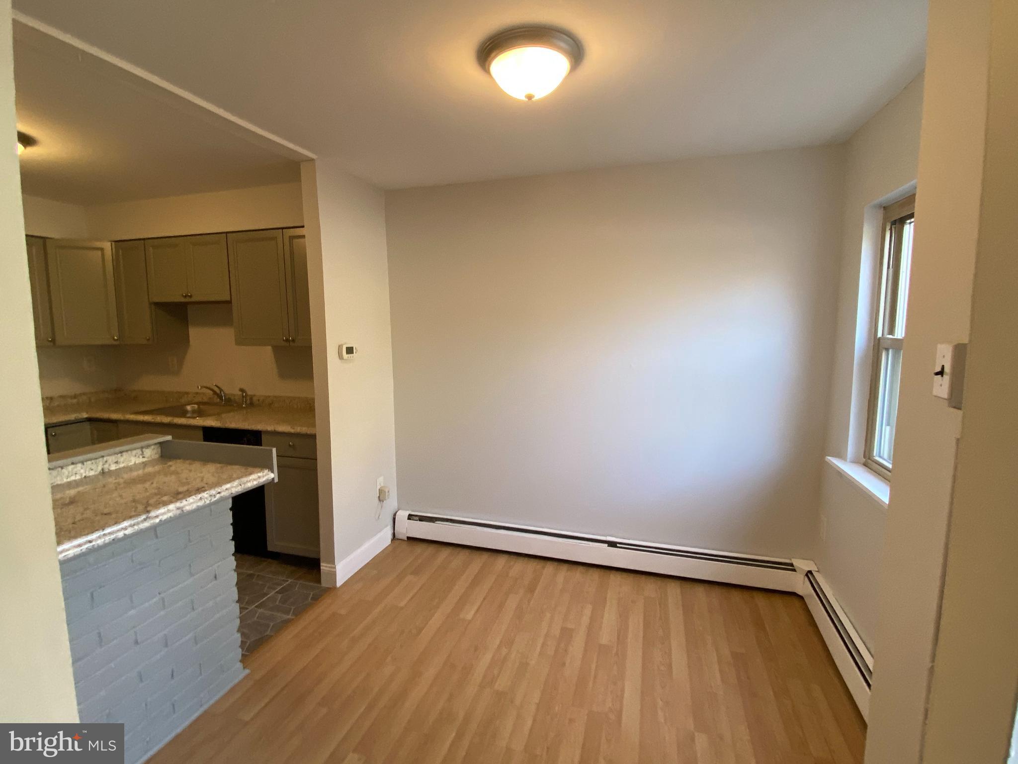 280 Bridgewater Road, Unit B18 Brookhaven, PA 19015 - Photo 9 of 23 Dining area